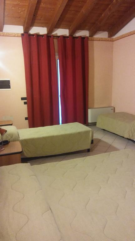 Hotel Tolin Ronco allʼAdige Exterior foto